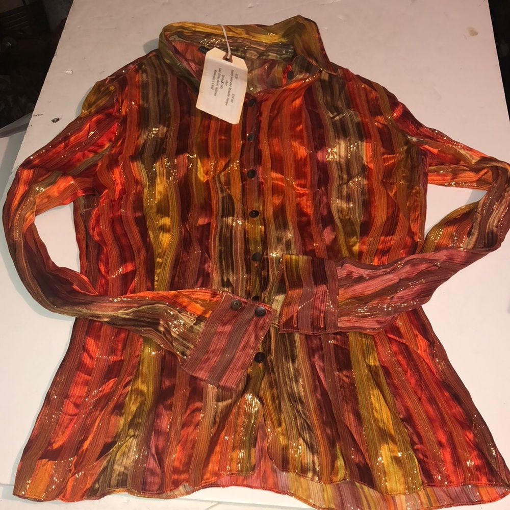 Brilliant color blouse